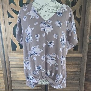West Kei Purple Floral V-Neck Blouse